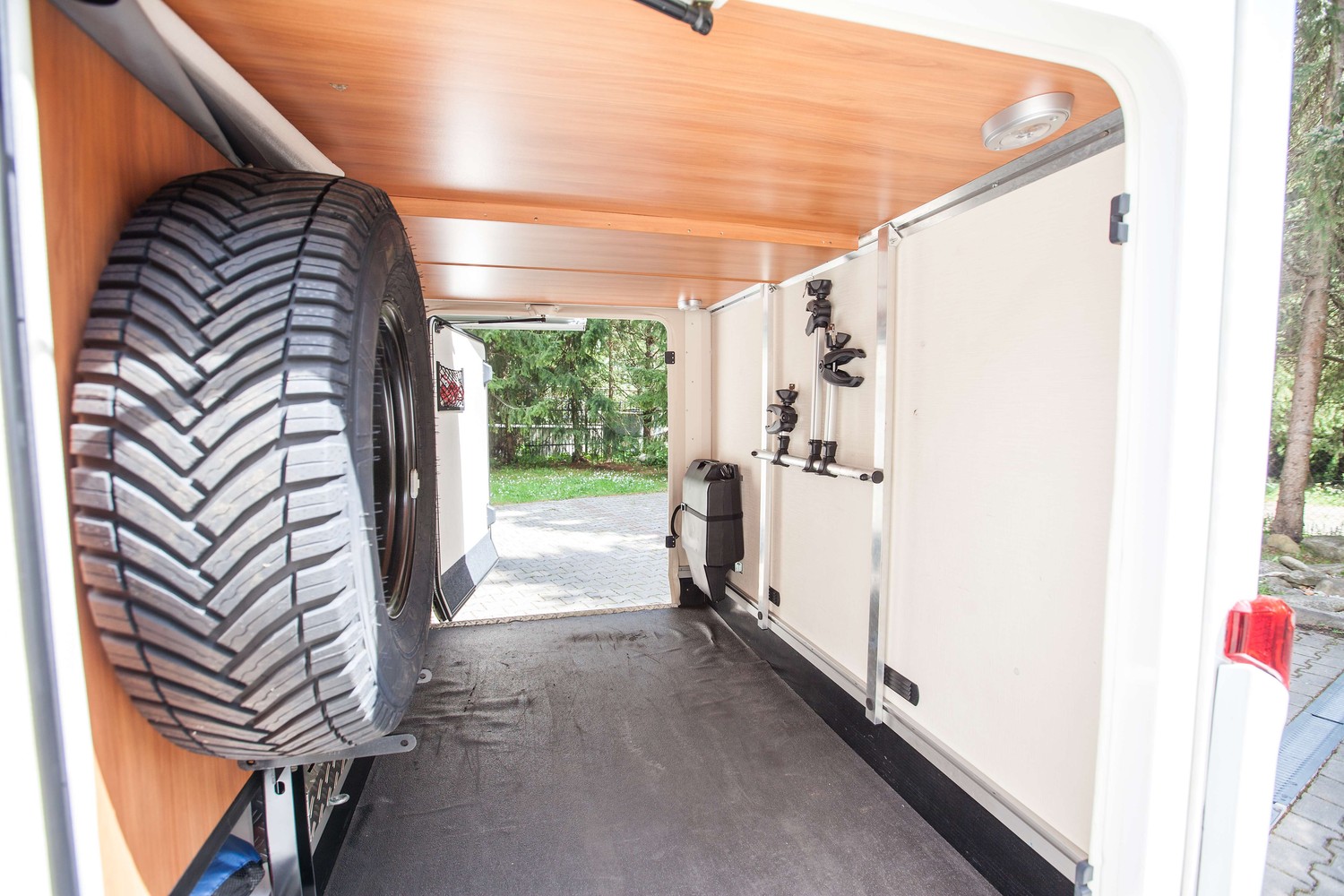 Karavan HYMER – fotka 7